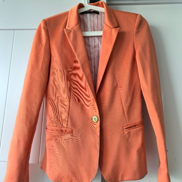 Zara Fitted Blazer - Picture 1 of 5